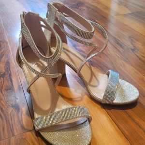 Windor Rhinestone block heels